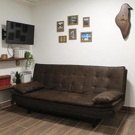 アパート Gottscheelux